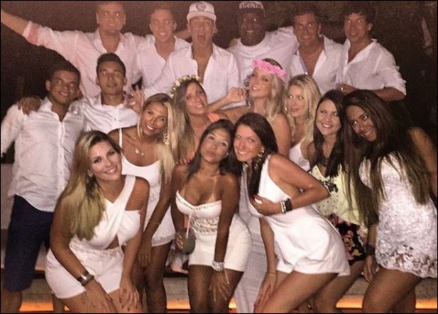 Τα “χαρέμια” του Νεϊμάρ και του Ροναλντίνιο