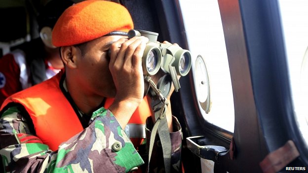 AirAsia:Δύο “μεγάλα αντικείμενα” εντοπίστηκαν στη θαλάσσια περιοχή της Ιάβας – ΦΩΤΟ