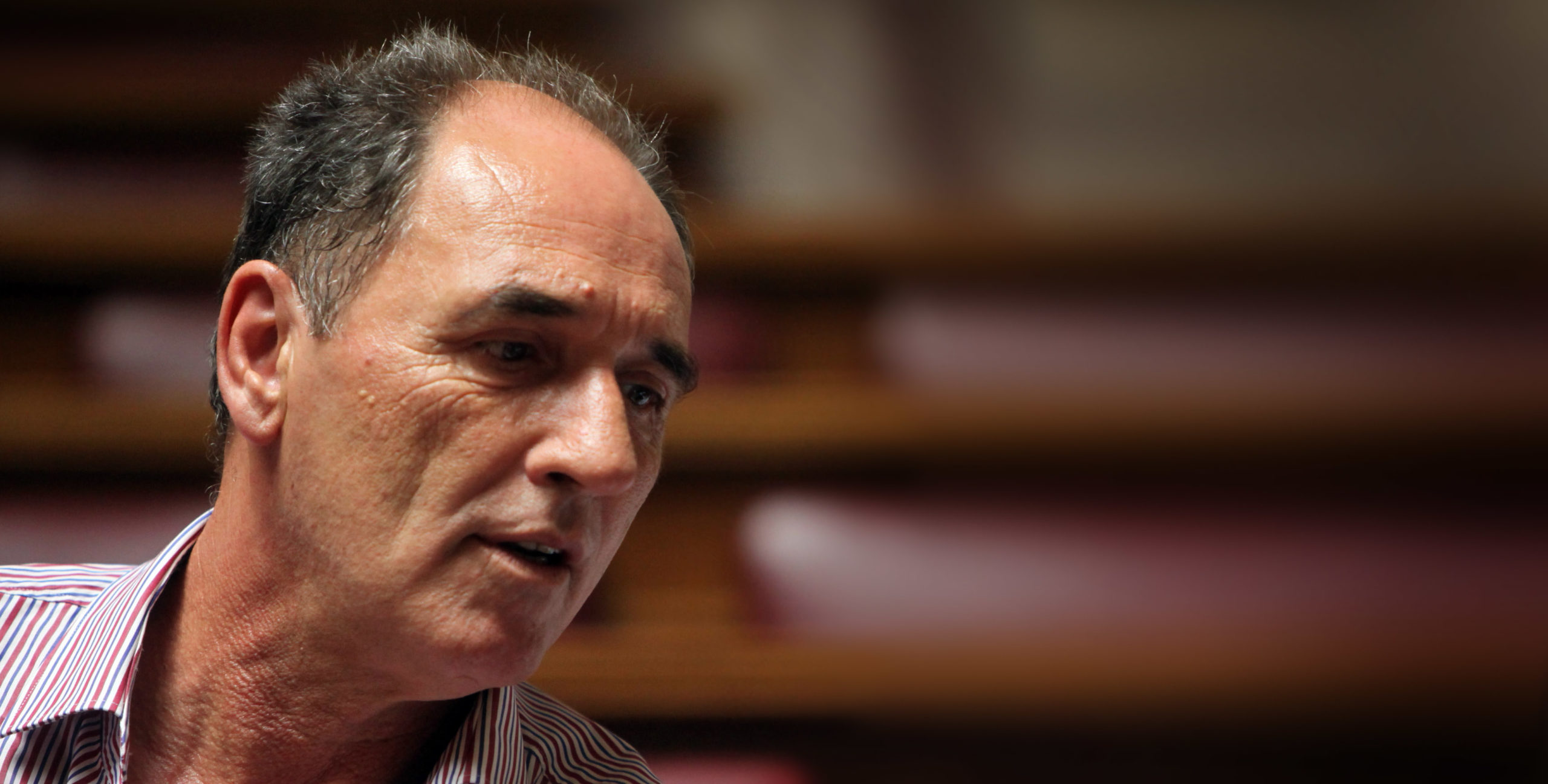 Σταθάκης: Η χώρα θα παραμείνει στο ευρώ