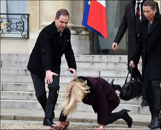 Το ατύχημα της πρωθυπουργού της Δανίας – ΦΩΤΟ – ΒΙΝΤΕΟ