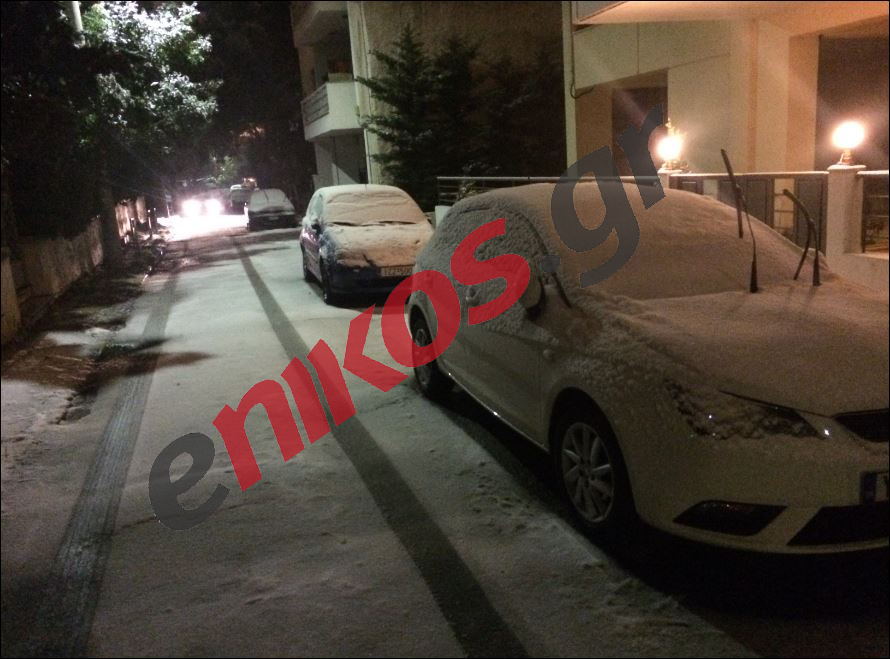 Στα “λευκά” ντύθηκε το Μαρούσι – ΦΩΤΟ