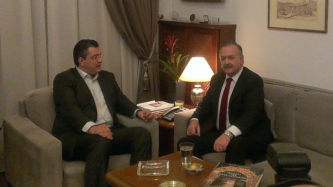 Συνάντηση του Σταμάτη με τον Τζιτζικώστα – ΦΩΤΟ