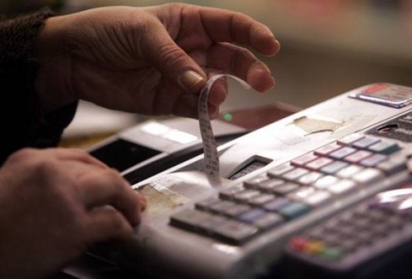 Απαλλαγή από τον ΦΠΑ για 450.000 μικρές επιχειρήσεις