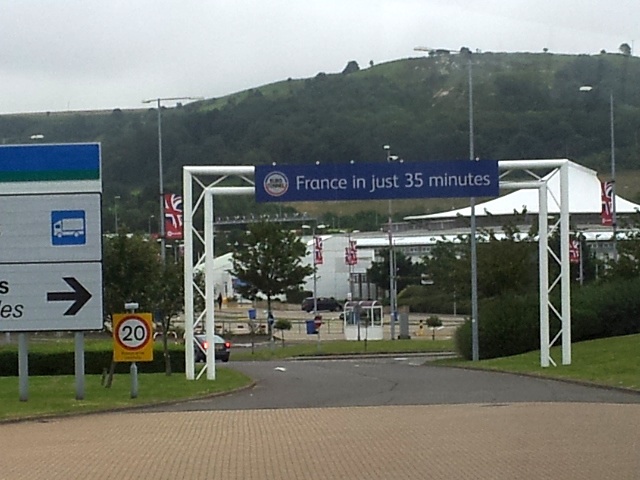 Το Λονδίνο ενίσχυσε τη συνοριακή του ασφάλεια