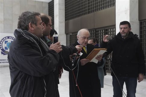 Ραγκούσης για Ξηρό: Ούτε αναλαμβάνει ούτε υιοθετεί τα σενάρια της αστυνομίας