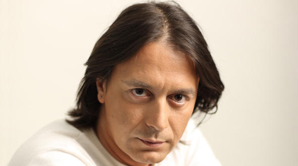 Έτσι αποχαιρέτησε ο Γιάννης Κότσιρας τον Ντέμη Ρούσσο