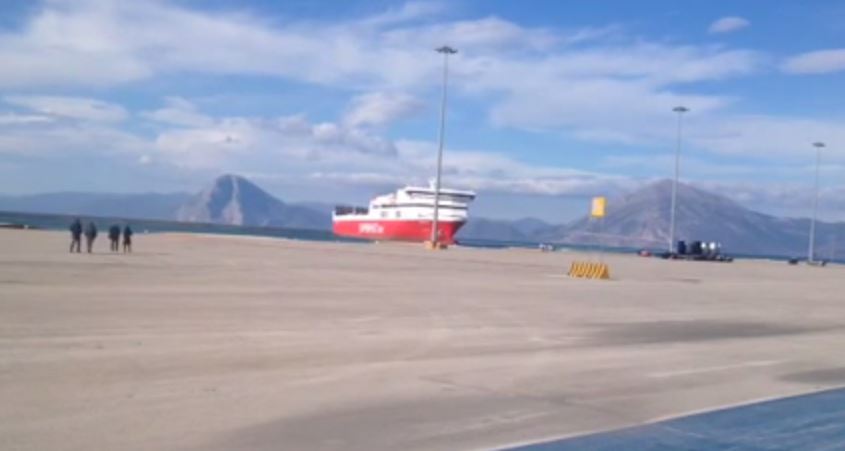 Στο λιμάνι της Πάτρας πλοίο με διασωθέντες του Norman Atlantic – ΒΙΝΤΕΟ