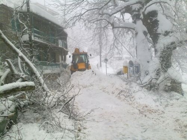 Βοσκός αποκλείστηκε στα χιόνια για 4 ημέρες