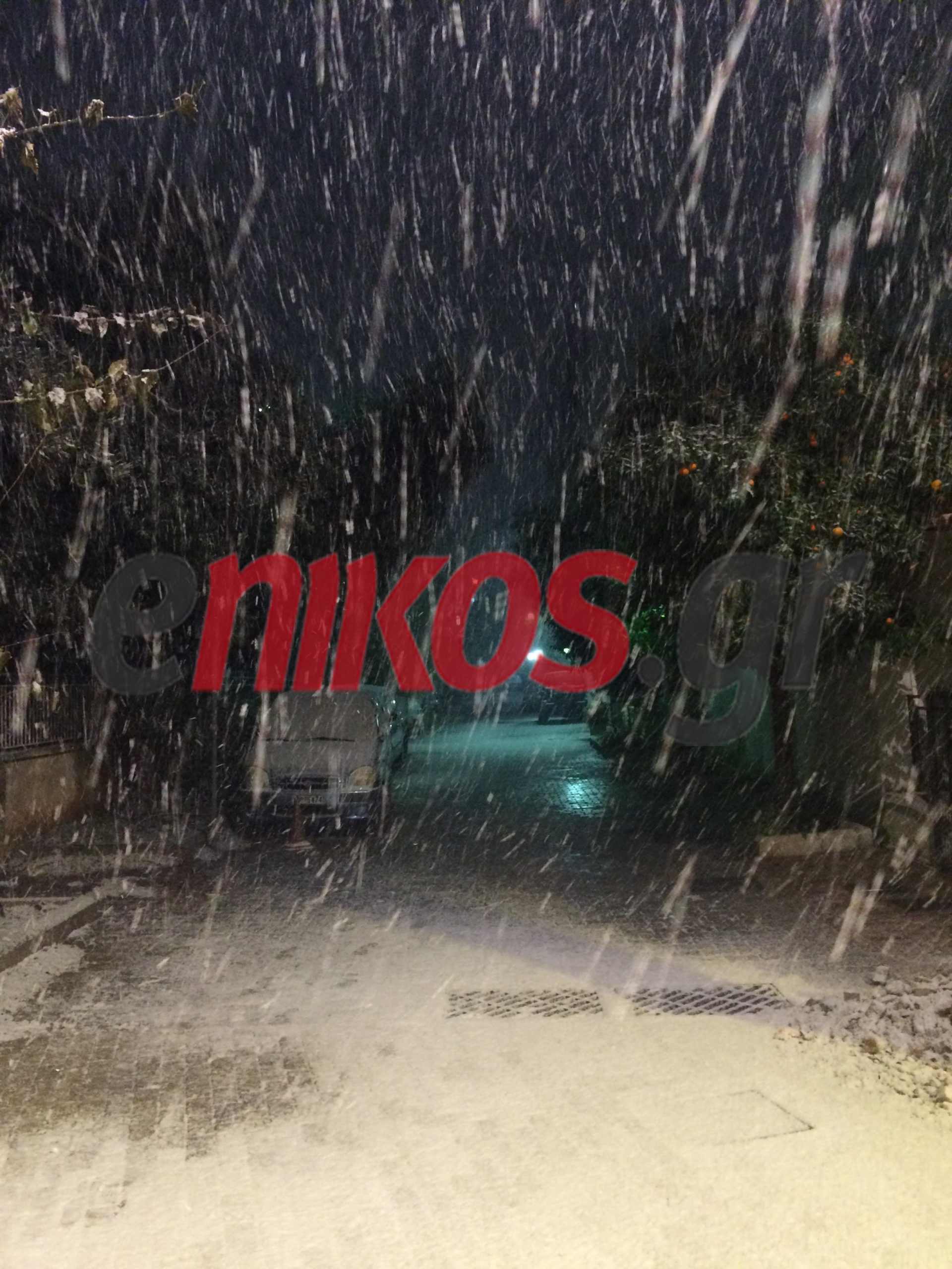 Στείλτε βίντεο ή φωτογραφίες από την κακοκαιρία στο enikos.gr