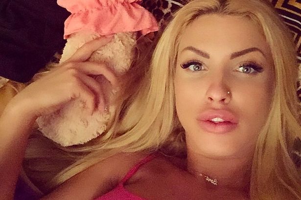 “Ο πατέρας μου αυτοκτόνησε όταν με είδε γυμνή στο Playboy”