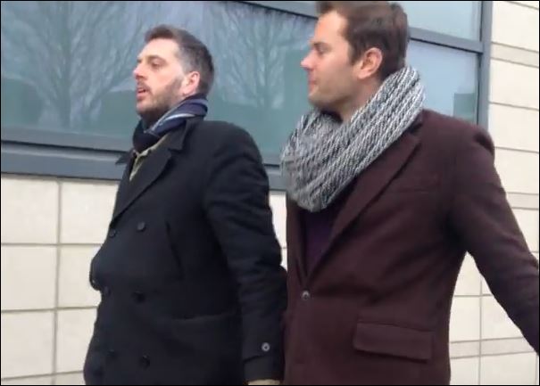 Δύο φίλοι “μετράνε” την ομοφοβία – ΒΙΝΤΕΟ