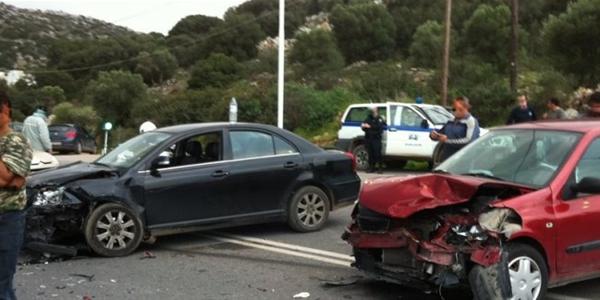 Θεσσαλονίκη – Καραμπόλα 10 αυτοκινήτων στον περιφερειακό