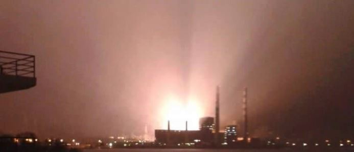 Η στιγμή της έκρηξης στο Αλιβέρι – ΦΩΤΟ