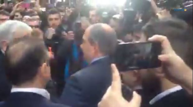 Θερμή υποδοχή στον Κώστα Καραμανλή – ΒΙΝΤΕΟ