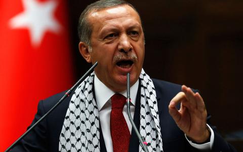 Ερντογάν:Υποκρισία η στάση της Δύσης για τις επιθέσεις στη Γαλλία