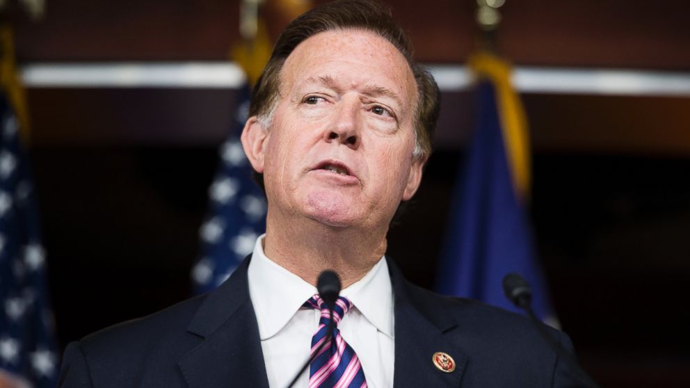 Συγγνώμη για το tweet που συνέκρινε τον Ομπάμα με τον… Αδόλφο Χίτλερ – ΦΩΤΟ