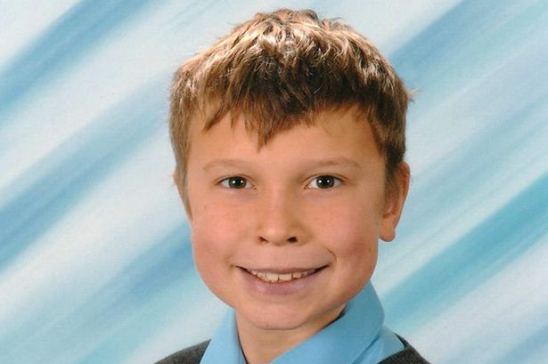 Ένα ψεύτικο e-mail οδήγησε 17χρονο στην αυτοκτονια