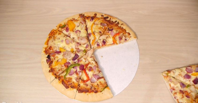Πώς να “κλέψεις” πίτσα χωρίς να σε καταλάβουν – ΒΙΝΤΕΟ
