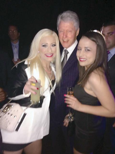 Ο Μπιλ Κλίντον και η βίλα των οργίων