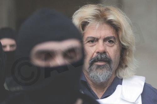 Εργαστήριο βομβών στο σπίτι του Ξηρού στο Λουτράκι