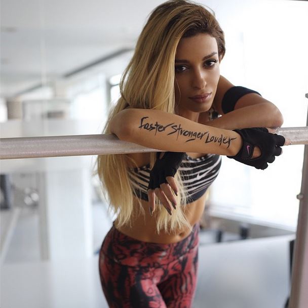 Η Φουρέιρα χορεύει στο καμαρίνι της – ΒΙΝΤΕΟ