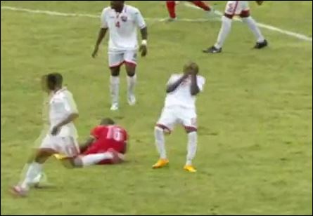 Πήρε κόκκινη αντί για όσκαρ – BINTEO