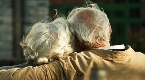 Υπερήλικο ζευγάρι πέθανε με μια ώρα διαφορά