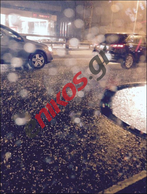 Χαλάζι στη Λεωφόρο Κηφισίας – ΦΩΤΟ