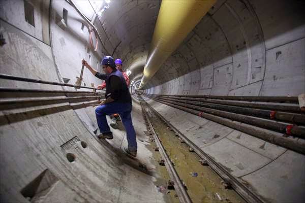 Ζητούν να ακυρωθούν οι ομαδικές απολύσεις