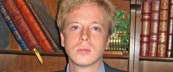 Φυλακίστηκε δημοσιογράφος που φέρεται να συνεργαζόταν με τους Anonymous