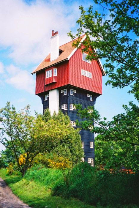 perierga.gr - Πύργοι νερού έγιναν εντυπωσιακές κατοικίες!