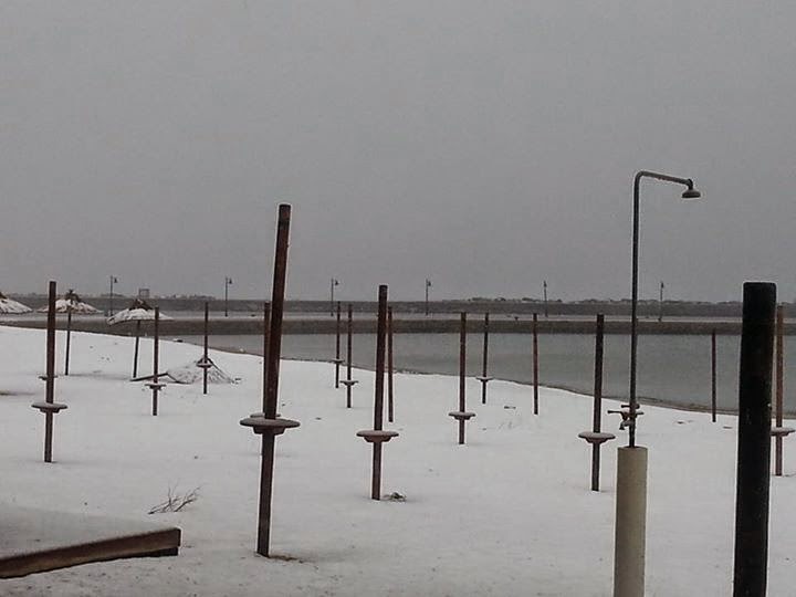 Χιόνια μέχρι το κύμα στην Κάρυστο - Δείτε Φωτογραφίες!