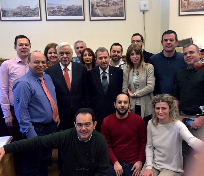 Επίσκεψη του Προκόπη Παυλόπουλου στους κοινοβουλευτικούς συντάκτες – ΦΩΤΟ