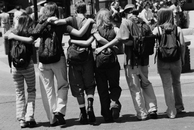 Όταν το παιδί μπαίνει στην εφηβεία: Τι να προσέχεις