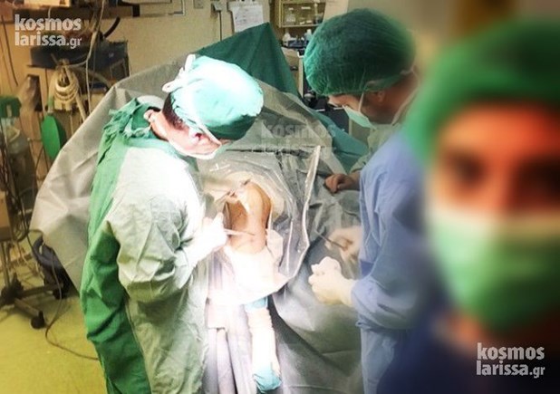 Γιατρός έβγαλε selfie εν ώρα χειρουργείου