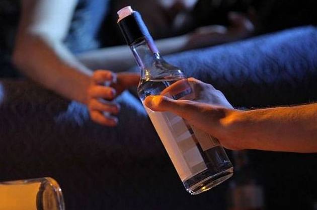 Κρήτη – 16χρονος στο νοσοκομείο από υπερβολική κατανάλωση αλκοόλ