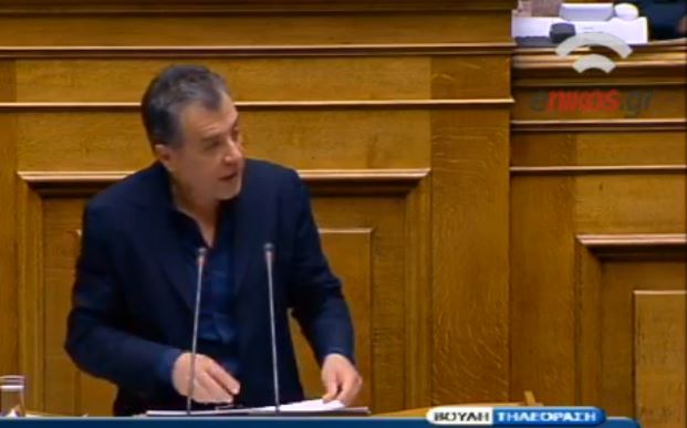 Θεοδωράκης: Έλληνας δεν είναι μόνο όποιος κληθεί να παίξει στο ΝΒΑ – ΒΙΝΤΕΟ