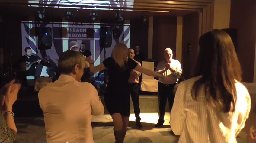 Δείτε τη ζεμπεκιά της Ραχήλ Μακρή – ΒΙΝΤΕΟ