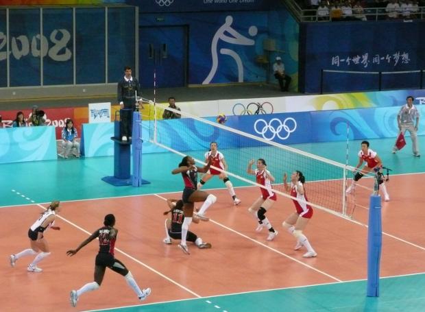 Η ιστορία της πετοσφαίρισης