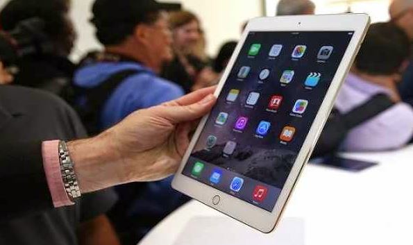 Ουρές στην Ξάνθη για δωρεάν laptops και tablets