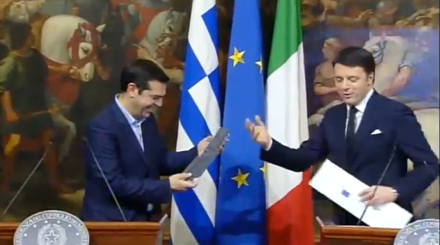 Η γραβάτα που έδωσε ο Ρέντσι στον Τσίπρα – ΒΙΝΤΕΟ