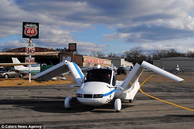 Το αυτοκίνητο που… πετάει – ΒΙΝΤΕΟ-ΦΩΤΟ