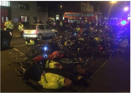 Διαδήλωση στο Λονδίνο για τον Έλληνα ποδηλάτη – ΦΩΤΟ