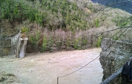 Τα τουρκικά ΜΜΕ για το Γεφύρι της Πλάκας