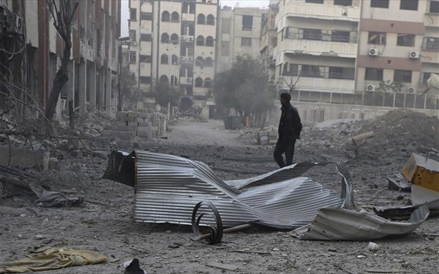 Τρεις νεκροί από επίθεση με οβίδες στη Δαμασκό