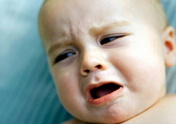 Tρόποι να ηρεμείς το μωρό όταν κλαίει
