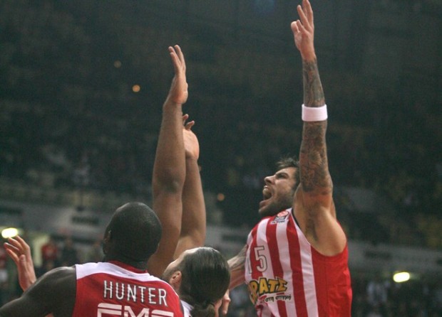 Νίζνι – Ολυμπιακός 66-63 (30′)