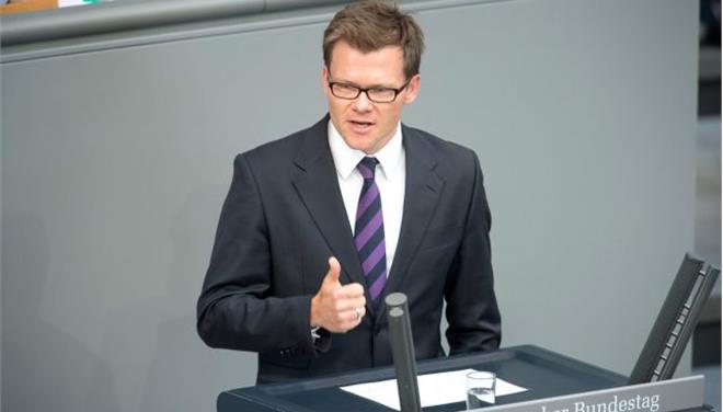 Σνάιντερ: Αν η Ελλάδα παραμείνει στο ευρώ θα χρειαστεί ένα νέο πακέτο βοήθειας