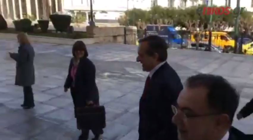 Ο Σαμαράς στη Βουλή – ΒΙΝΤΕΟ – ΤΩΡΑ