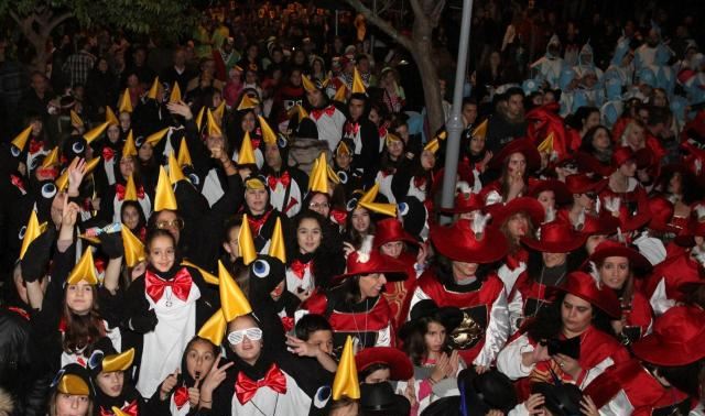 Ξεκίνησε το 3ο Καλαματιανό Καρναβάλι – ΒΙΝΤΕΟ-ΦΩΤΟ